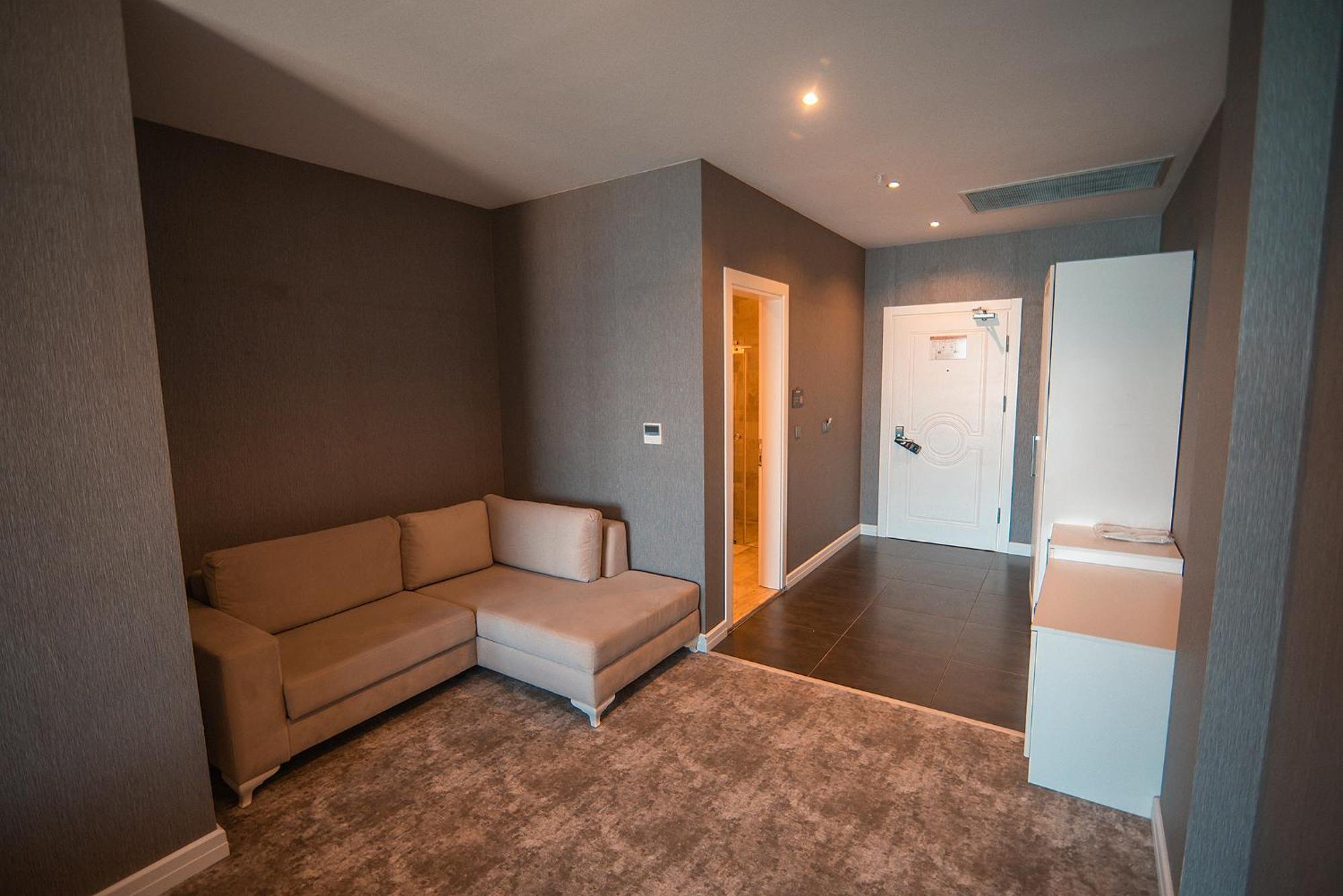 Royal Comfort Hotel Arakli Экстерьер фото
